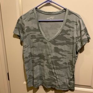 Camo tee